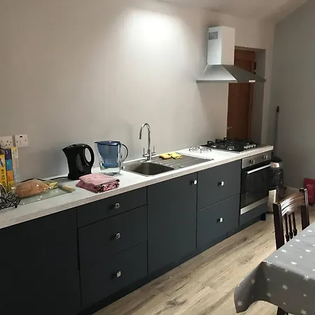 Sleeps Up To 4 Guests In Kinvara